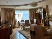 Сдаётся 3-комн. новостройка 137 м², м. Низами, photo 2 from 8