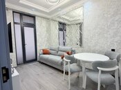 Продаётся 2-комн. новостройка 42 м², м. Кара Караев, photo 1 from 8