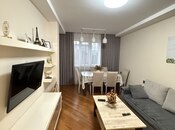 Продаётся 3-комн. вторичка 80 м², м. Ази Асланов, photo 1 from 8
