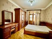 Продаётся 2-комн. вторичка 60 м², м. Нефтчиляр, photo 1 from 8