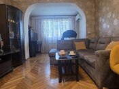 Satılır 2 otaqlı köhnə tikili 60 m², İnşaatçılar m., photo 3 from 8