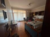 Satılır 8 otaqlı həyət evi/bağ evi 500 m², Novxanı q., photo 2 from 8