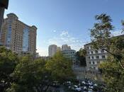 Продаётся 2-комн. вторичка 65 м², м. Элмляр Академиясы, photo 6 from 8