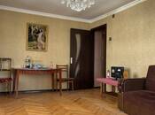 Satılır 2 otaqlı köhnə tikili 55 m², İnşaatçılar m., photo 3 from 8