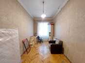 Satılır 2 otaqlı köhnə tikili 65 m², Nizami m., photo 5 from 8