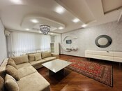 Продаётся 3-комн. новостройка 146 м², м. Низами, photo 3 from 8