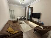Продаётся 2-комн. вторичка 65 м², м. Низами, photo 2 from 8