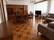 Satılır 3 otaqlı köhnə tikili 90 m², Şah İsmayıl Xətai m., photo 2 from 8