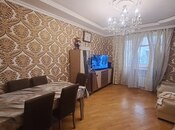 Satılır 3 otaqlı köhnə tikili 70 m², Qara Qarayev m., photo 3 from 8