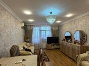 Продаётся 3-комн. вторичка 70 м², Хатаинский р., photo 2 from 8