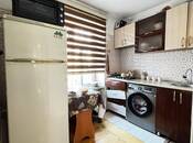 Satılır 3 otaqlı köhnə tikili 80 m², Qara Qarayev m., photo 8 from 8