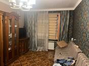Satılır 3 otaqlı köhnə tikili 60 m², Neftçilər m., photo 1 from 8