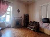 Satılır 3 otaqlı köhnə tikili 140 m², 28 May m., photo 2 from 8