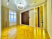 Продаётся 3-комн. новостройка 90 м², м. Кара Караев, photo 2 from 8