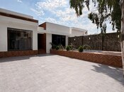 Satılır 4 otaqlı həyət evi/bağ evi 160 m², Şüvəlan q., photo 1 from 8