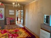İcarəyə verilir 2 otaqlı köhnə tikili 70 m², Azadlıq Prospekti m., photo 3 from 8