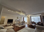 Продаётся 5-комн. вторичка 120 м², м. Ази Асланов, photo 1 from 8