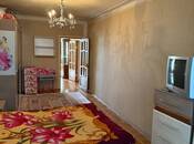 İcarəyə verilir 2 otaqlı köhnə tikili 65 m², Azadlıq Prospekti m., photo 1 from 8