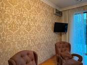 Сдаётся 2-комн. вторичка 70 м², м. Элмляр Академиясы, photo 1 from 8