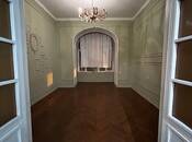 İcarəyə verilir  obyekt 180 m², 28 May m., photo 1 from 8