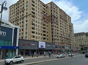 Продаётся 3-комн. вторичка 80 м², м. Иншаатчылар, photo 1 from 8