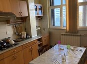 Satılır 2 otaqlı köhnə tikili 65 m², Azadlıq Prospekti m., photo 1 from 8