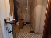 Satılır 2 otaqlı köhnə tikili 55 m², İnşaatçılar m., photo 5 from 8