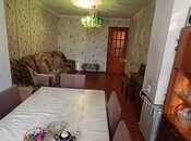 Satılır 2 otaqlı köhnə tikili 55 m², İnşaatçılar m., photo 1 from 8