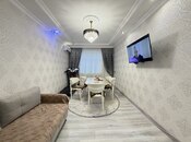 Satılır 2 otaqlı köhnə tikili 60 m², Bakıxanov q., photo 1 from 8