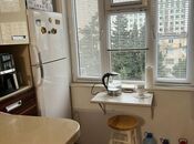Продаётся 2-комн. вторичка 40 м², м. Иншаатчылар, photo 7 from 8