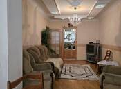 Сдаётся 3-комн. вторичка 70 м², м. Низами, photo 5 from 7