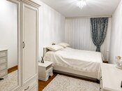 Продаётся 2-комн. вторичка 56 м², м. Иншаатчылар, photo 1 from 5