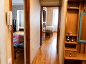 Satılır 2 otaqlı köhnə tikili 65 m², 8-ci mikrorayon q., photo 4 from 6