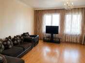Satılır 4 otaqlı köhnə tikili 110 m², Gənclik m., photo 3 from 8