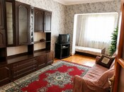 Satılır 2 otaqlı köhnə tikili 65 m², 8-ci mikrorayon q., photo 1 from 5