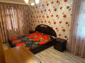 Продаётся 3-комн. вторичка 48 м², м. Нефтчиляр, photo 3 from 8