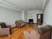 Сдаётся 2-комн. новостройка 90 м², м. Иншаатчылар, photo 1 from 8