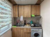 Satılır 2 otaqlı köhnə tikili 57 m², Xalqlar Dostluğu m., photo 8 from 8