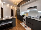 Продаётся 2-комн. новостройка 101 м², м. Элмляр Академиясы, photo 4 from 8