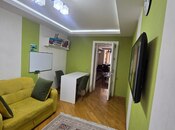 Продаётся 3-комн. вторичка 60 м², м. Элмляр Академиясы, photo 1 from 8
