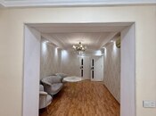 Satılır 2 otaqlı köhnə tikili 62 m², İnşaatçılar m., photo 2 from 8