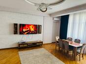 Продаётся 3-комн. новостройка 115 м², м. Кара Караев, photo 1 from 8