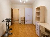 Продаётся 3-комн. вторичка 135 м², м. Кара Караев, photo 6 from 8