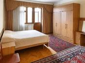 Продаётся 3-комн. вторичка 135 м², м. Кара Караев, photo 3 from 8