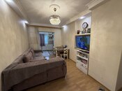 Satılır 2 otaqlı köhnə tikili 50 m², İnşaatçılar m., photo 1 from 8