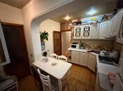Satılır 2 otaqlı köhnə tikili 60 m², Əhmədli m., photo 1 from 8