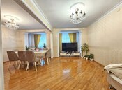 Satılır 4 otaqlı köhnə tikili 110 m², Azadlıq Prospekti m., photo 2 from 8