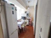 Продаётся 3-комн. вторичка 60 м², м. Нефтчиляр, photo 4 from 7