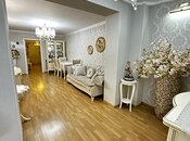 Satılır 5 otaqlı köhnə tikili 120 m², İnşaatçılar m., photo 5 from 8