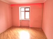 Satılır 3 otaqlı köhnə tikili 95 m², Yasamal q., photo 2 from 7